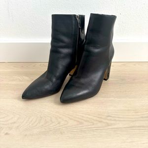 Sam Edelman Size 7 booties